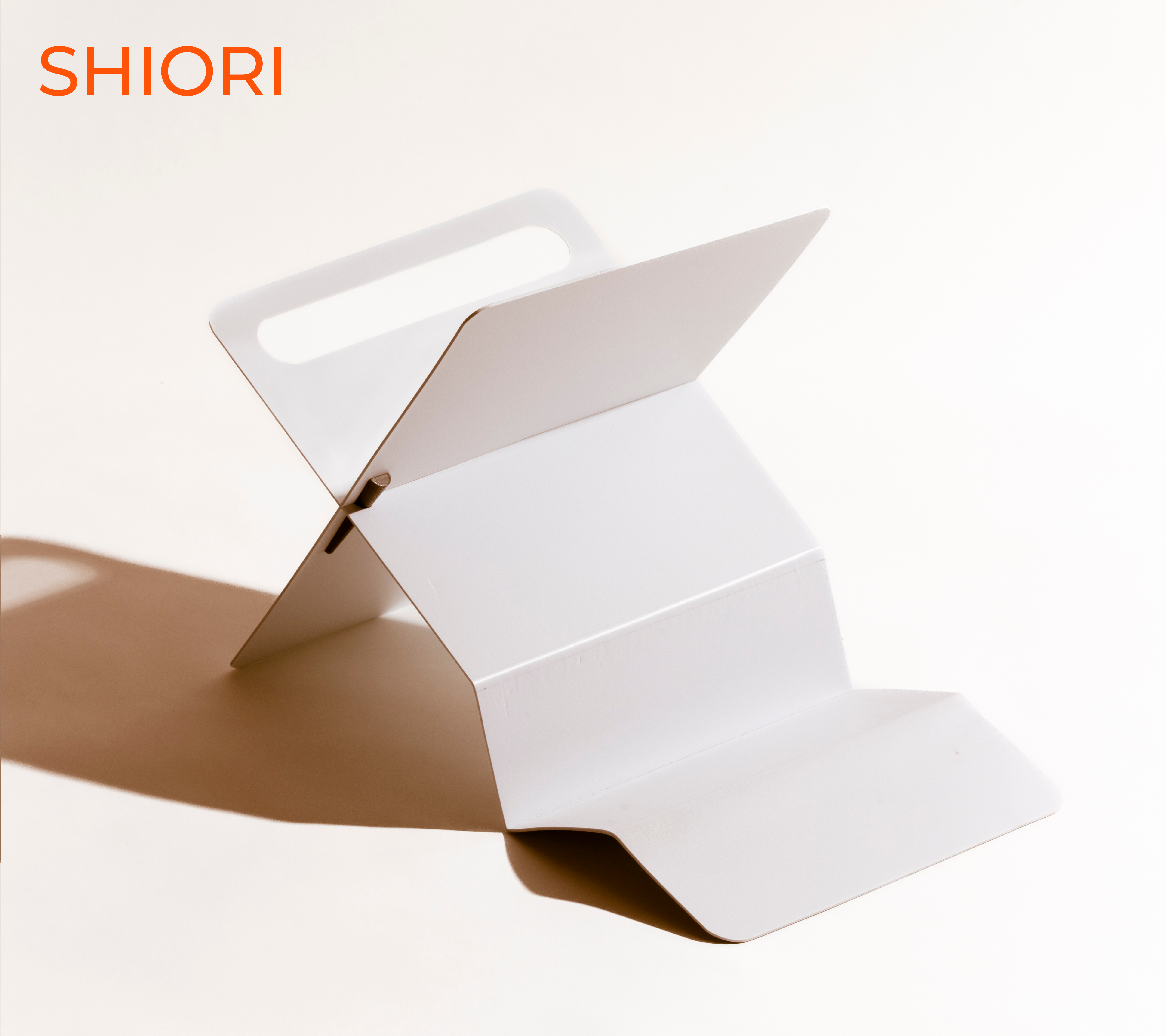 Shiori Magnetica Design